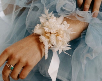Nala Ivory Boho Dried Flower Wedding Wrist Corsage