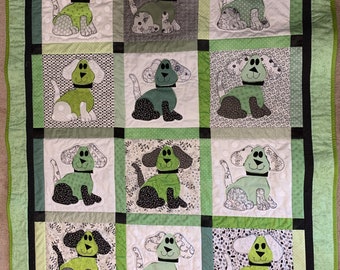 Puppy Dog Crib Size Quilt. Modern  Green, black, and white baby quilt. Machine Appliqued Green and Black Crib Size Quilt. #BQ102AB C35