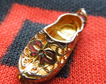 Enamel Filigree Slipper Charm Vintage Fancy Shoe Gold Tone Charm for Bracelet from Charmhuntress 03210