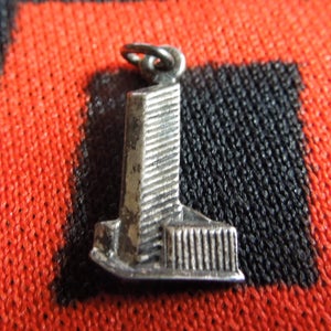 Sterling Building Charm Vintage Building Silver Charm for Bracelet from Charmhuntress 04974