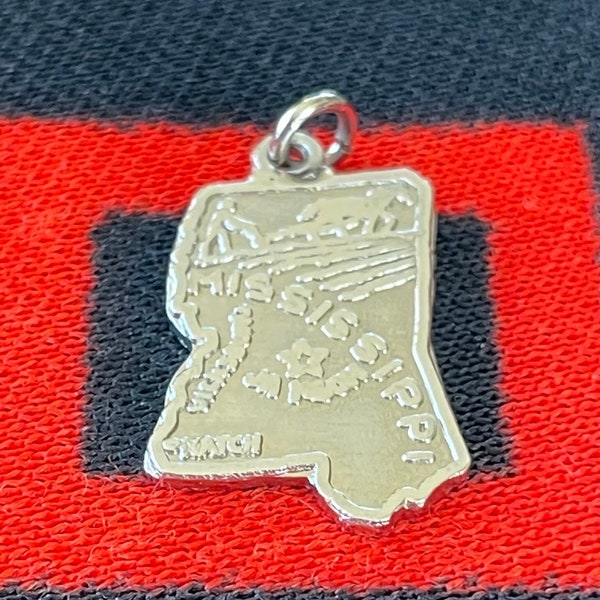 Sterling Mississippi Charm State of Mississippi Sterling Silver Charm for Bracelet from Charmhuntress 08101