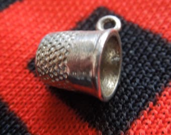 Vintage Thimble Charm: Silver Toned Sewing Quilting Charm for Bracelet from Charmhuntress 04086