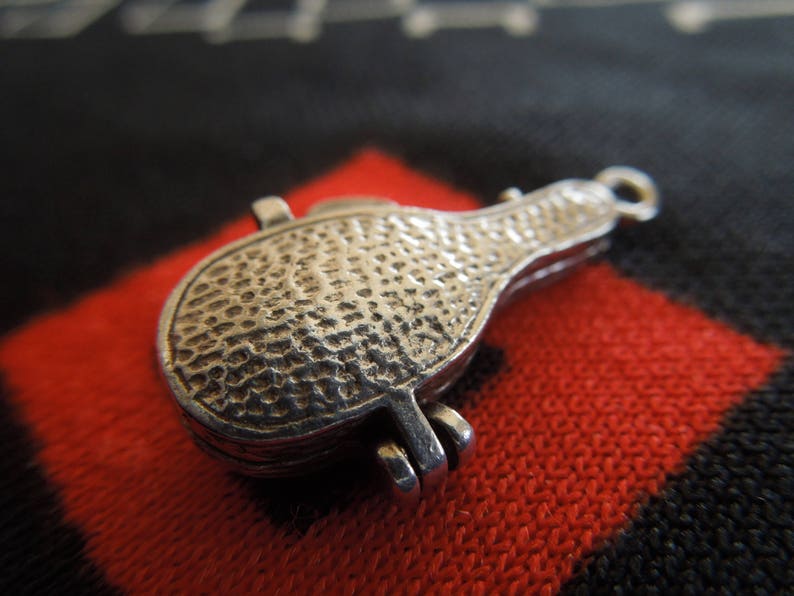 Sterling Opening CHIM Gangsters Violin Case Charm Opens To A Machine Gun Inside Sterling Silver Charm for Bracelet from Charmhuntress 05154