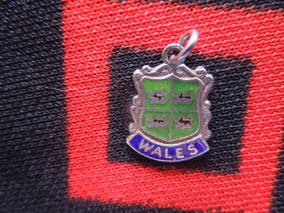 Enamel Silver Wales Charm Vintage Wales United Ki… - image 1