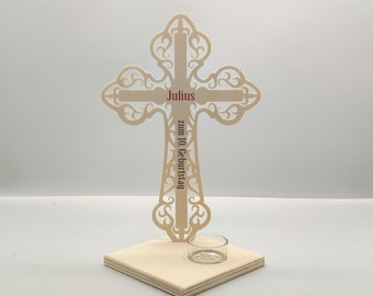 Geschenk zur Kommunion Personalisiertes Kreuz aus Holz Teelicht Kerzenhalter