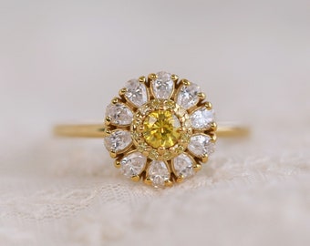 Daisy solitaire engagement ring