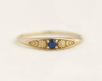 September birth ring, birthstone ring, birthflower ring, gemstone ring, sapphire ring, gold ring, signet ring, stacking ring, gift idea