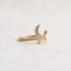 Moon dance ring, statement ring, crescent ring, moon jewelry, gold ring, diamond ring Bild 8