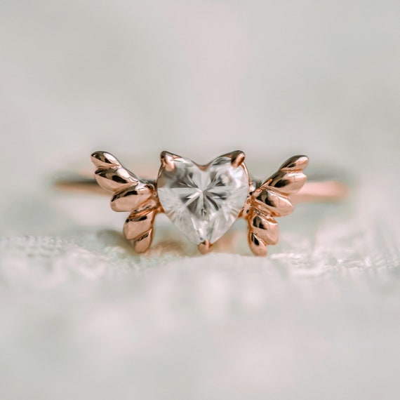 Angel shop heart ring
