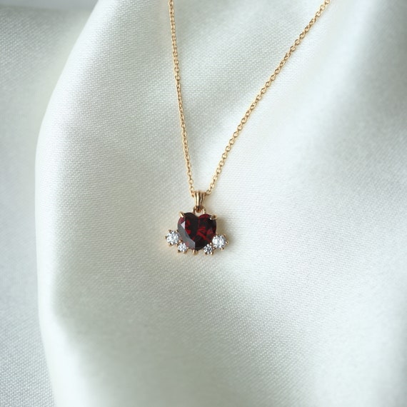 Garnet heart necklace gold deals
