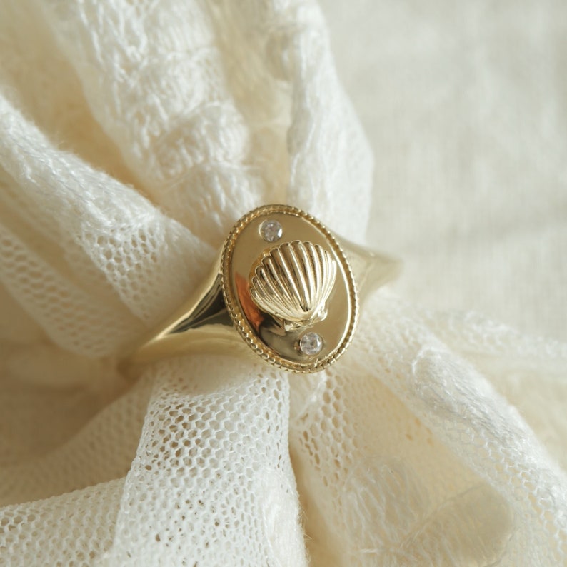 Venus signet ring, statement ring, pearl ring, moissanite ring, 14k solid gold, 18k solid gold image 1