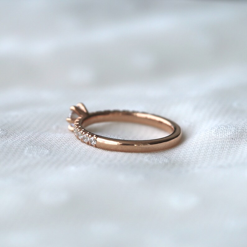 wedding ring gift for her propose ring Petit six prong solitaire ring small diamond ring classic solitaire ring engagement ring