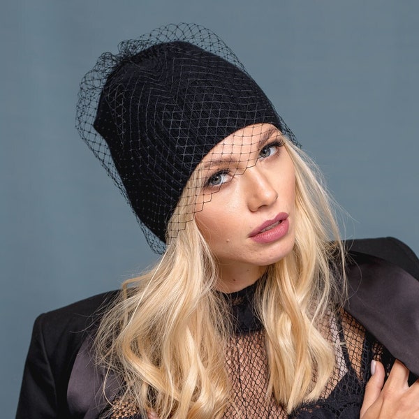 Black cashmere winter hat, ultrafine merino wool cap, witnter cap, winer beanie with black veiling, elegant beannie hat