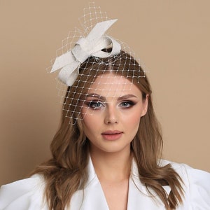 Bridal ivory wool felt fascinator with big bow and veiling, ivory headpiece, ivory bow, wedding image 1