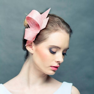Fascinator made of sinamay and netting,chic and simple headpiece, pink headpiece, party fascinator, wedding pink headpiece