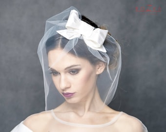 Short veil with silk bow, wedding veil, veiling, blusher wedding veil with beautiful bow, retro style wedding veil