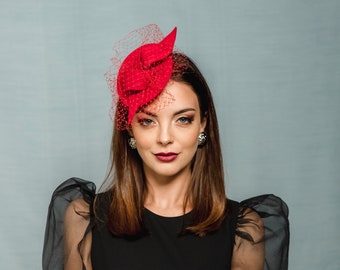 Red small hat with modern bow and piece of netting, red headpiece with netting, red party fascinator, red felt fascinator