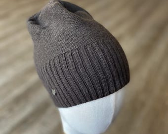 【関税・送料込み】Arch4 トープカシミア ビーニー 現在、この商品の在庫はありません - Etsy