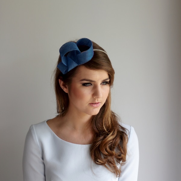 Modern blue fascinator, royal blue headpiece, wedding fascinator, bridesmaid fascinator, simple fascinator