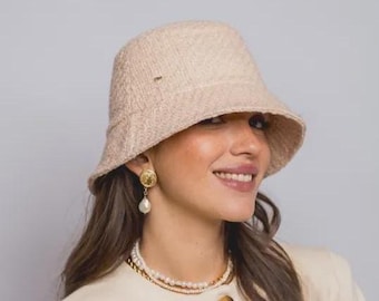 Beige Tweed Hut