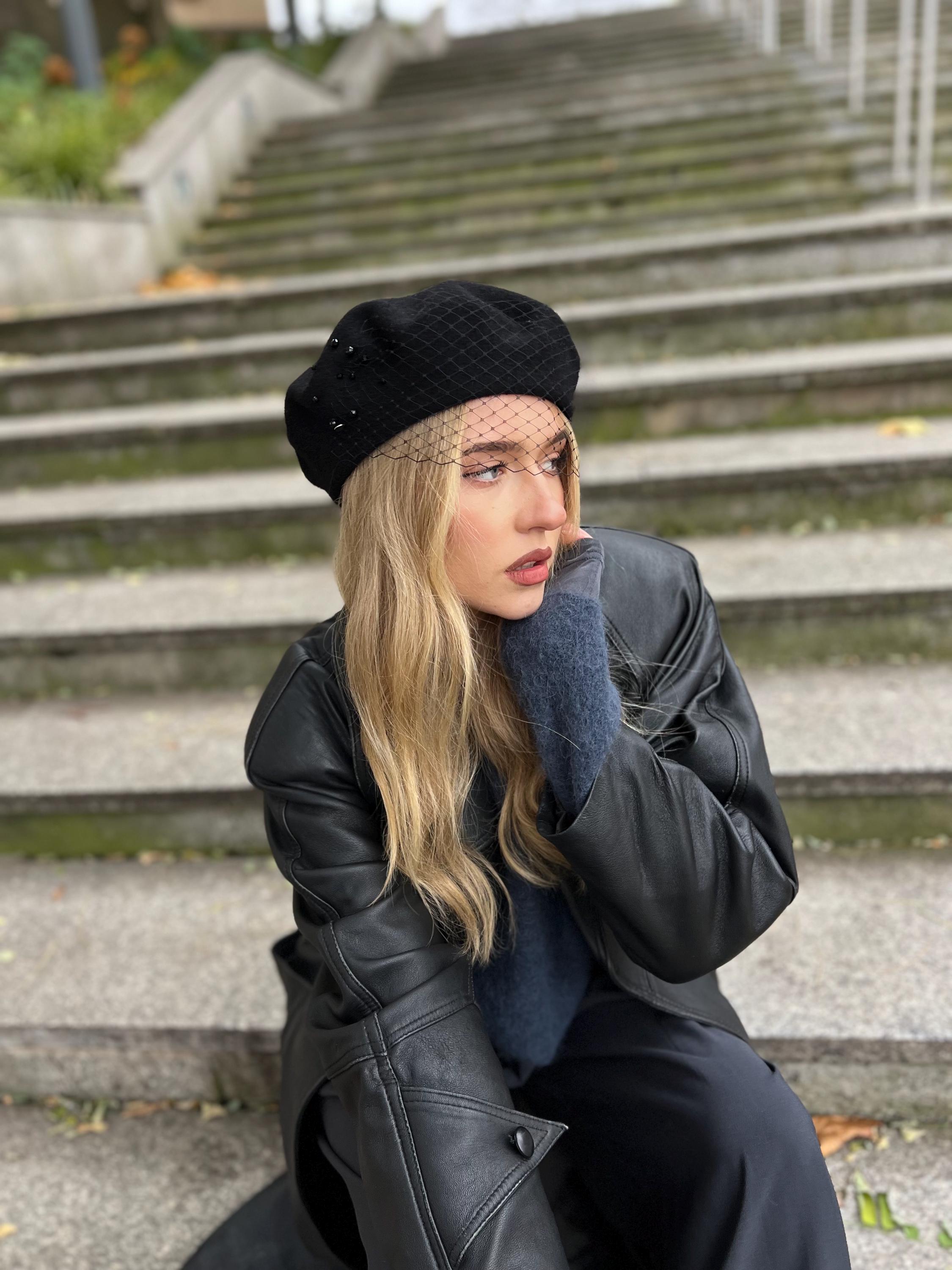 NWT - Black 100% Wool Beret with Crystal Studs Detail Black Wool French Beret Hand Decorated Black Diamond Crystal  main image 4