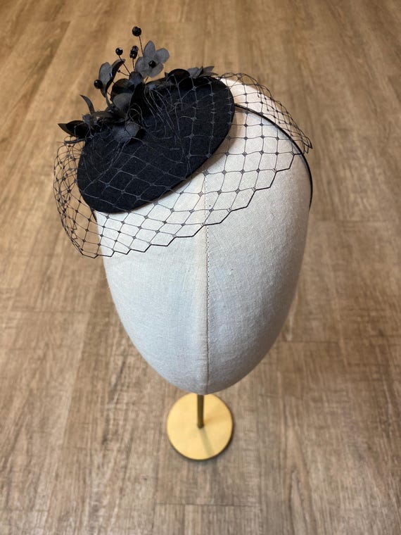 Black Fascinator With Handmade Silk Flowers and Netting  display picture 2