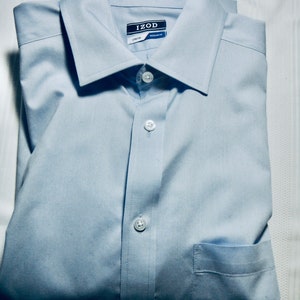 Blaues Vintage Izod Hemd