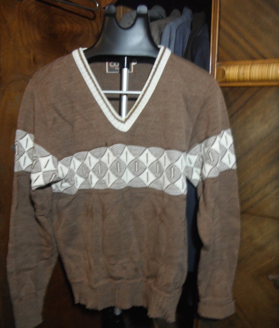 Brentwood V-neck Sweater