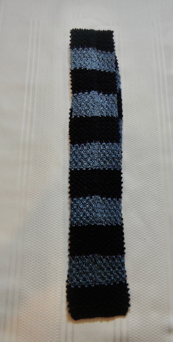 Vintage Holliday & Brown Knit Tie