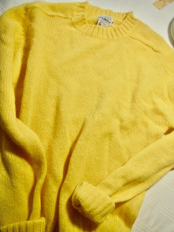 Vintage Saks Fifth Avenue Sweater - Etsy 