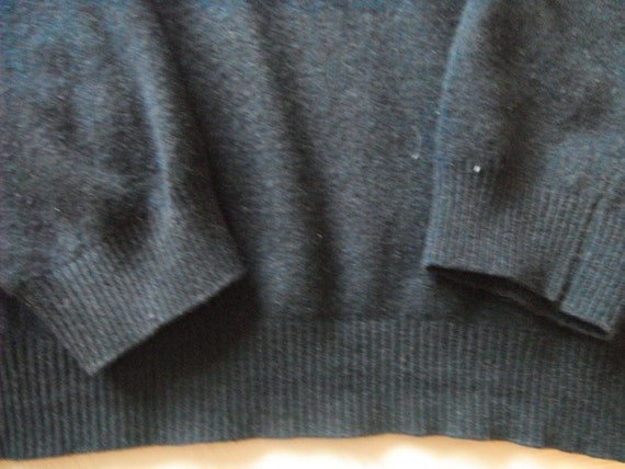 Vintage Men's Sweater - image 2