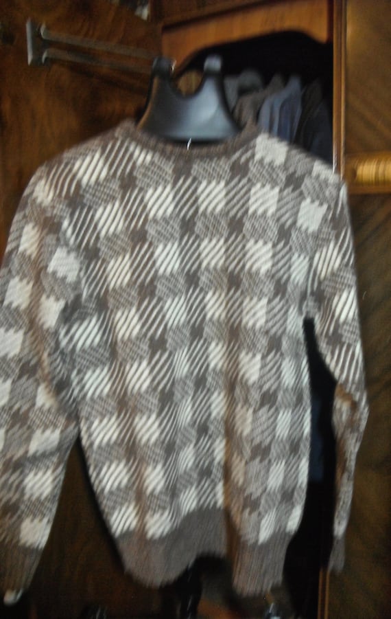 Bonwit Teller Crew Neck Sweater - image 1