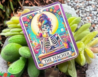 THE TEACHER Tarot Card -  badge reel