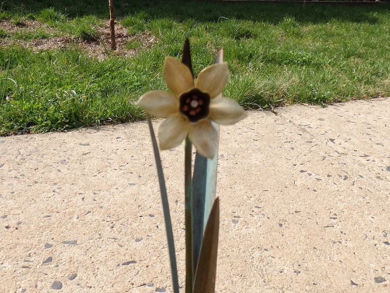 Single Mini Daffodil in Forged Brass and Copper image 1