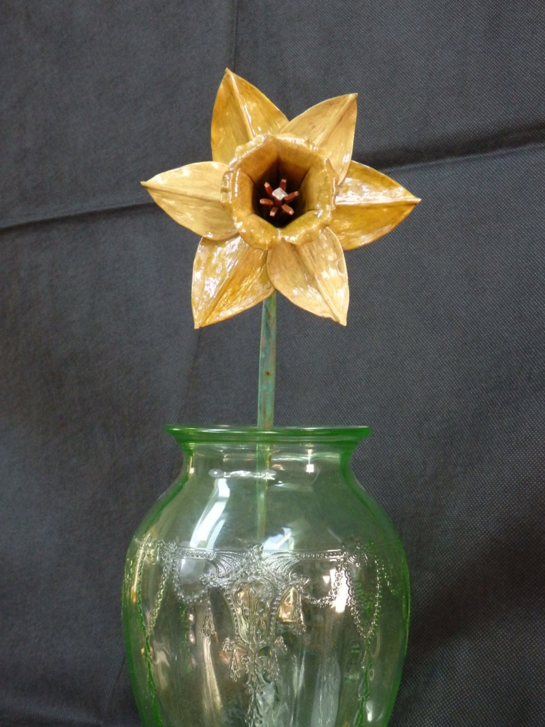 Hand Crafted Life size Yellow Classic Daffodil In Forged Brass Etsy hand-crafted-life-size-yellow-classic-daffodil-in-forged-brass-etsy