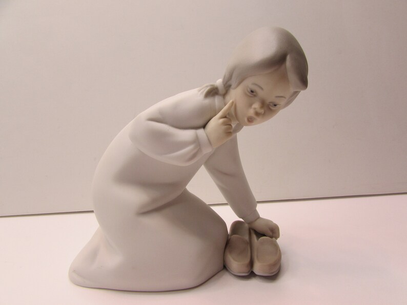 Lladro Figurine Vintage Lladro Girl With Slippers Figurine Etsy