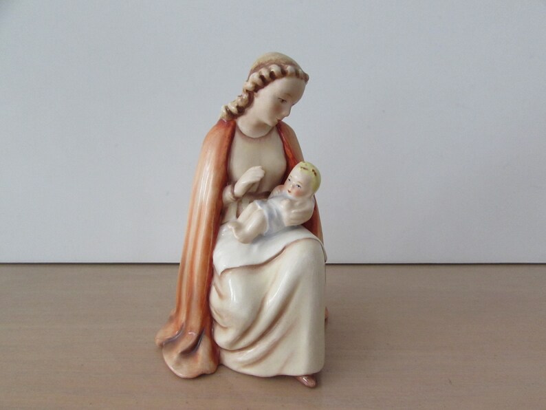 Goebel Figurine, Goebel Madonna and shops Child, Vintage Goebel Madonna and Child Figurines, 1950s Goebel Madonna and Child Figurine, 1950 Goebel