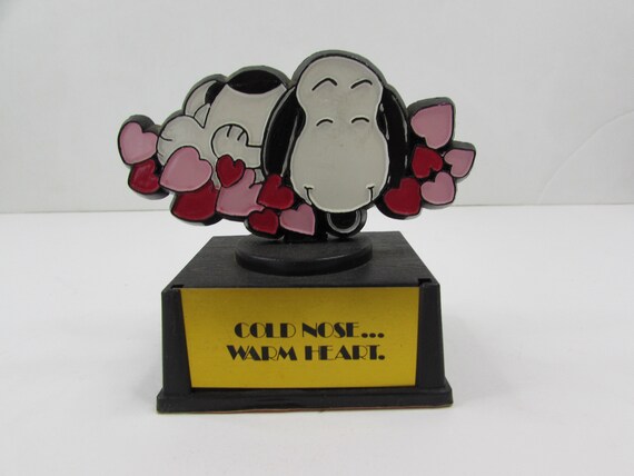 Vintage 1958 Aviva Snoopy Trophy Gram: Cold Nose, Warm Heart Award