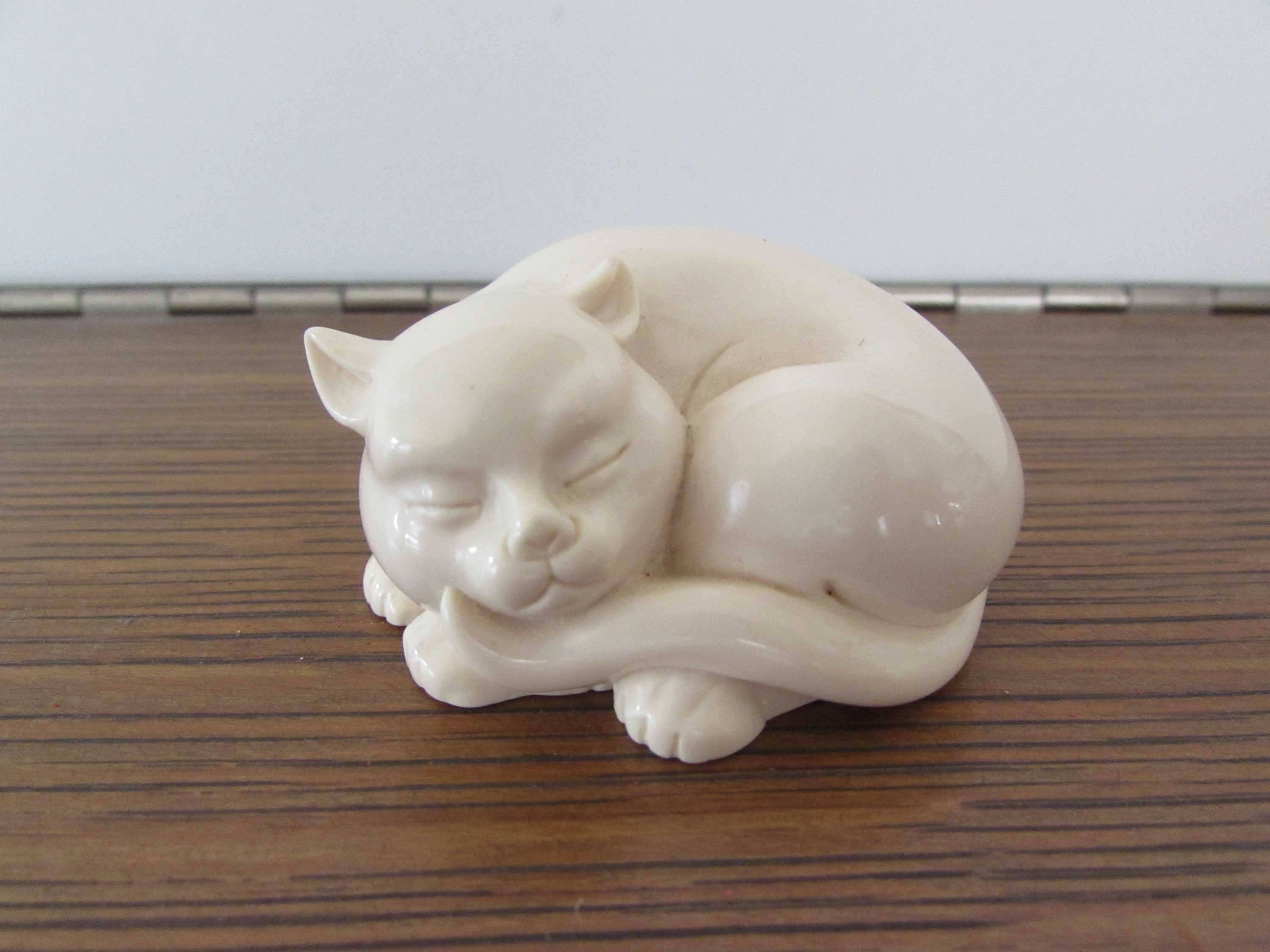 フランクリン ミント 1988 Hand painted Cat The Spellbound Cat, a Hand-painted Ceramic Cat by Eric
