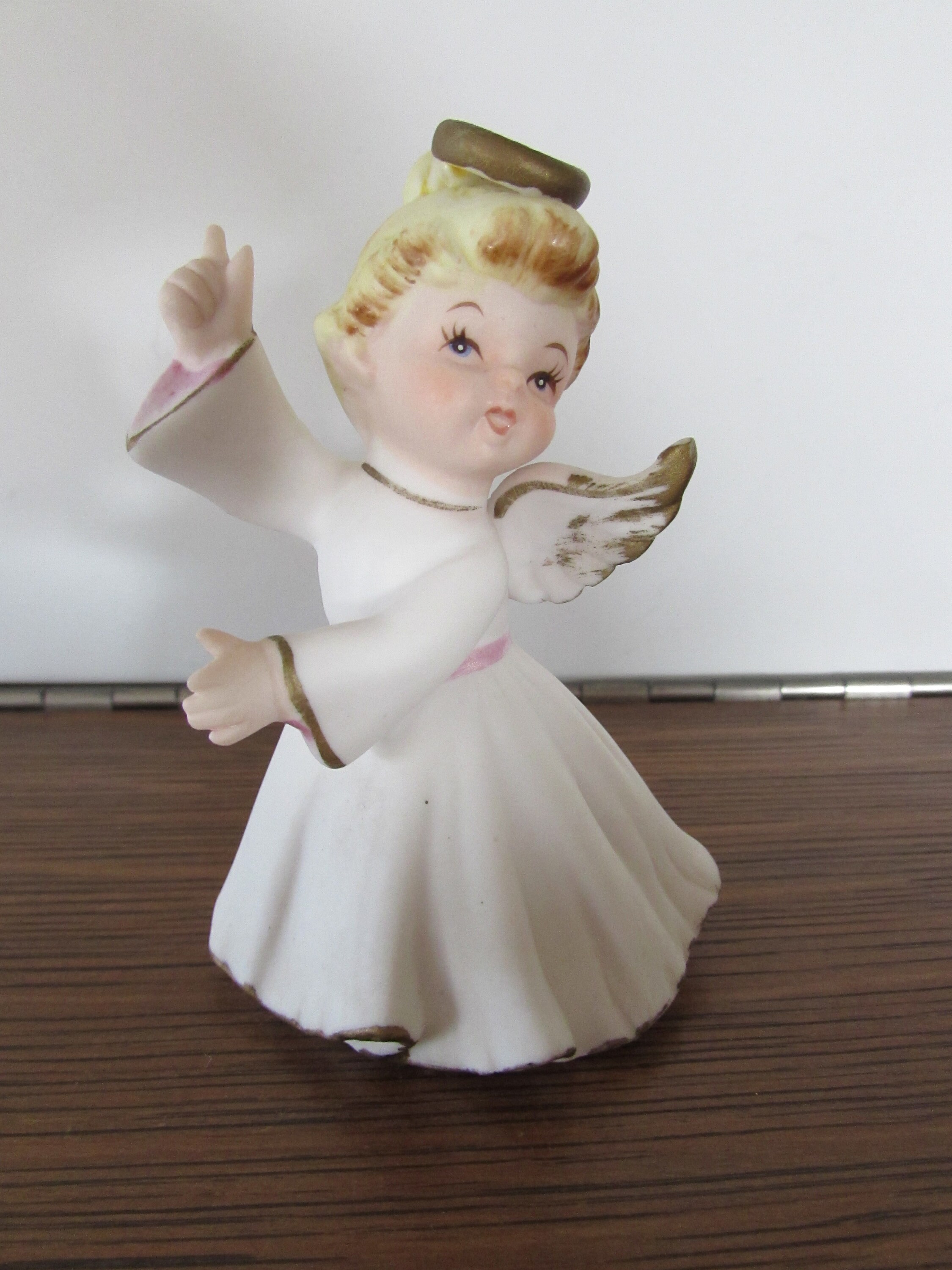 Lefton Angel Vintage Lefton Angel Figurine Angel Figurines Etsy