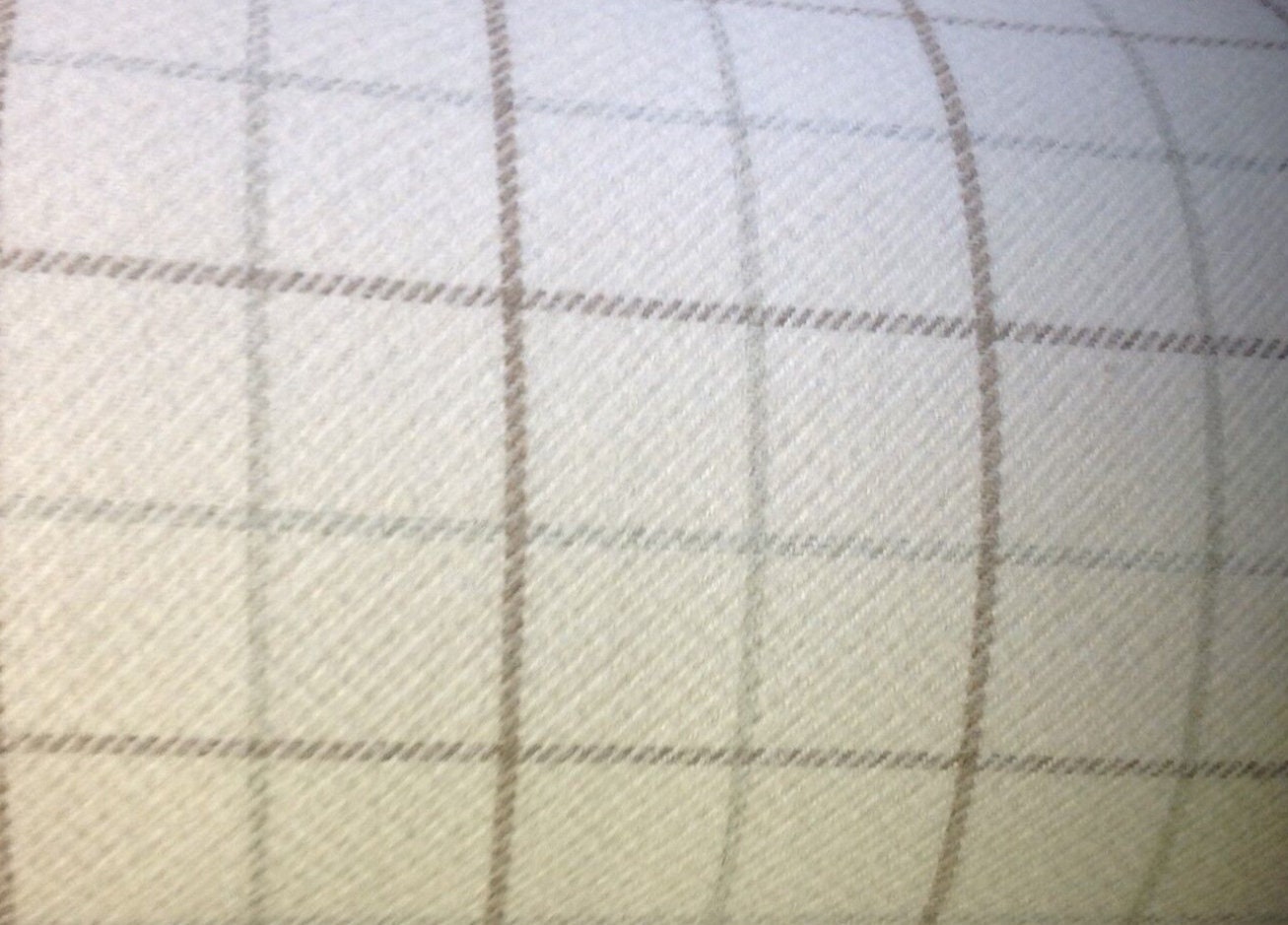 467047_5 467047_5