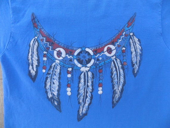 RARE Vintage Native American Feather Print T-shir… - image 3