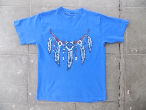 RARE Vintage Native American Feather Print T-shir… - image 5