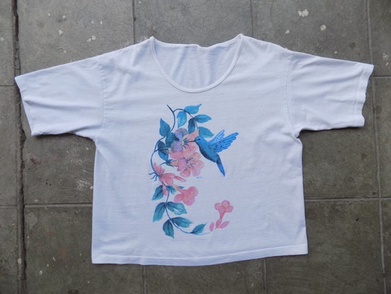 BEAT To HELL Rare Vintage Hummingbird T-shirt Wom… - image 1