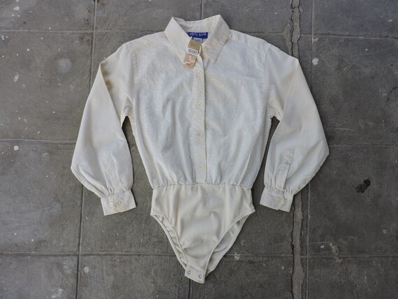 RARE Vintage 90s Deadstock Off-White Button Up Leo