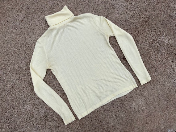 BEAT To HELL Rare Vintage 70s Blank Turtleneck T-… - image 1