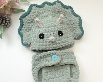 Crochet Triceratops Photo Prop Pattern. Baby Outfit. Baby Costume. Dinosaur Photo Prop. Newborn to 6-12 Months. - PATTERN ONLY