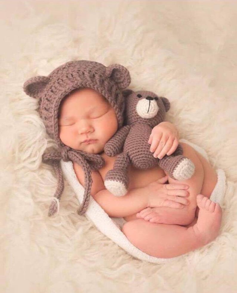 Crochet Bear Bonnet. Bear Hat. Baby Hat. Preemie and Newborn. PATTERN ONLY image 3