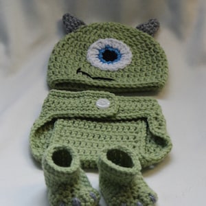 Crochet One-Eyed Monster Hat and Diaper Cover Set PATTERN. 0-3, 3-6, 6-12 months. Photo Prop. - PATTERN ONLY