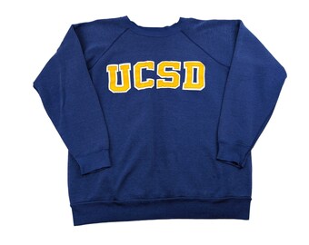 80s Vintage UCSD Sweatshirt University of California San Diego UC San Diego Stitched Blue Raglan Discus Athletic Size L/XL